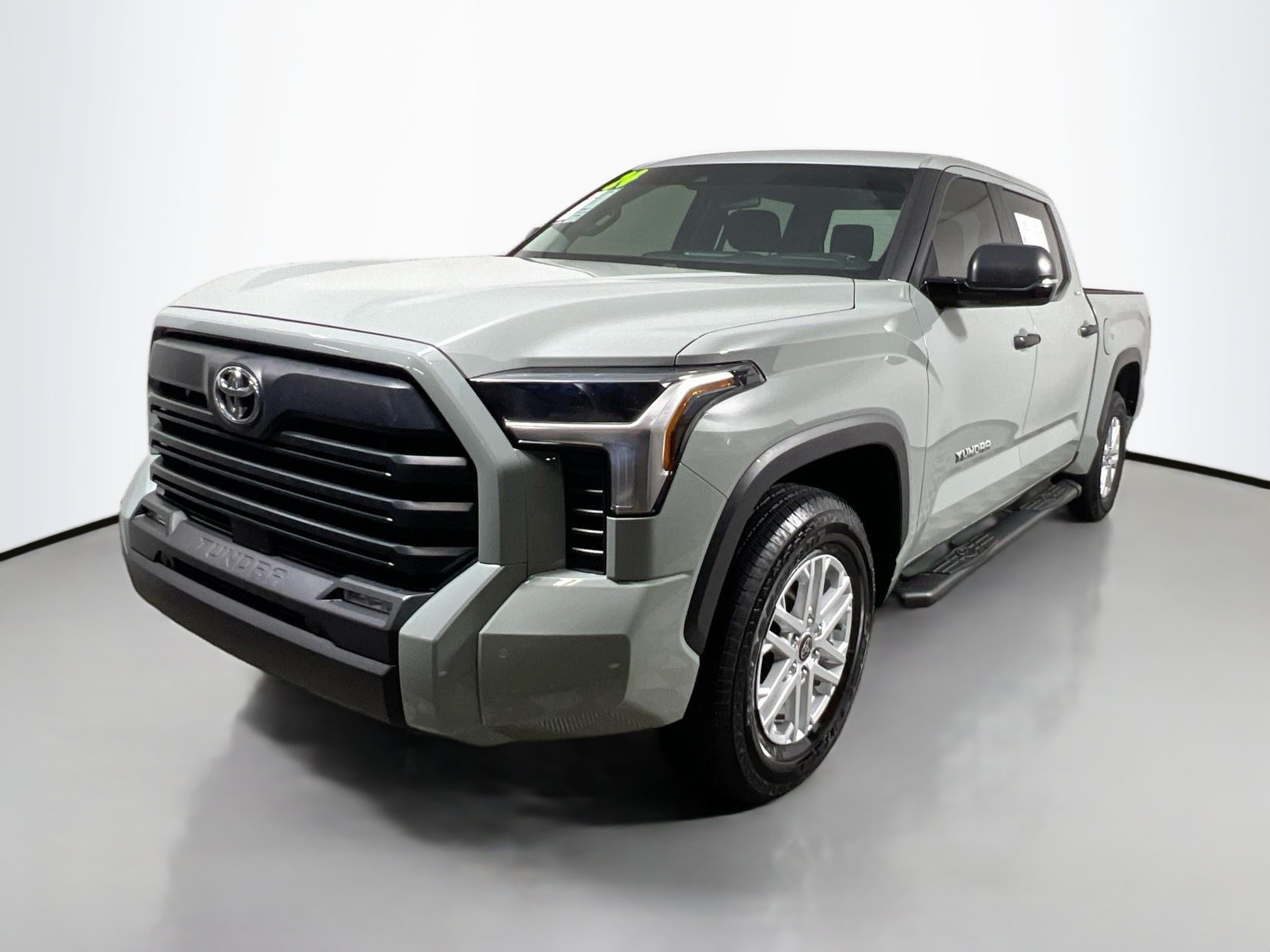 Used 2024 Toyota Tundra SR5 w/ SR5 Convenience Package RWD image 9