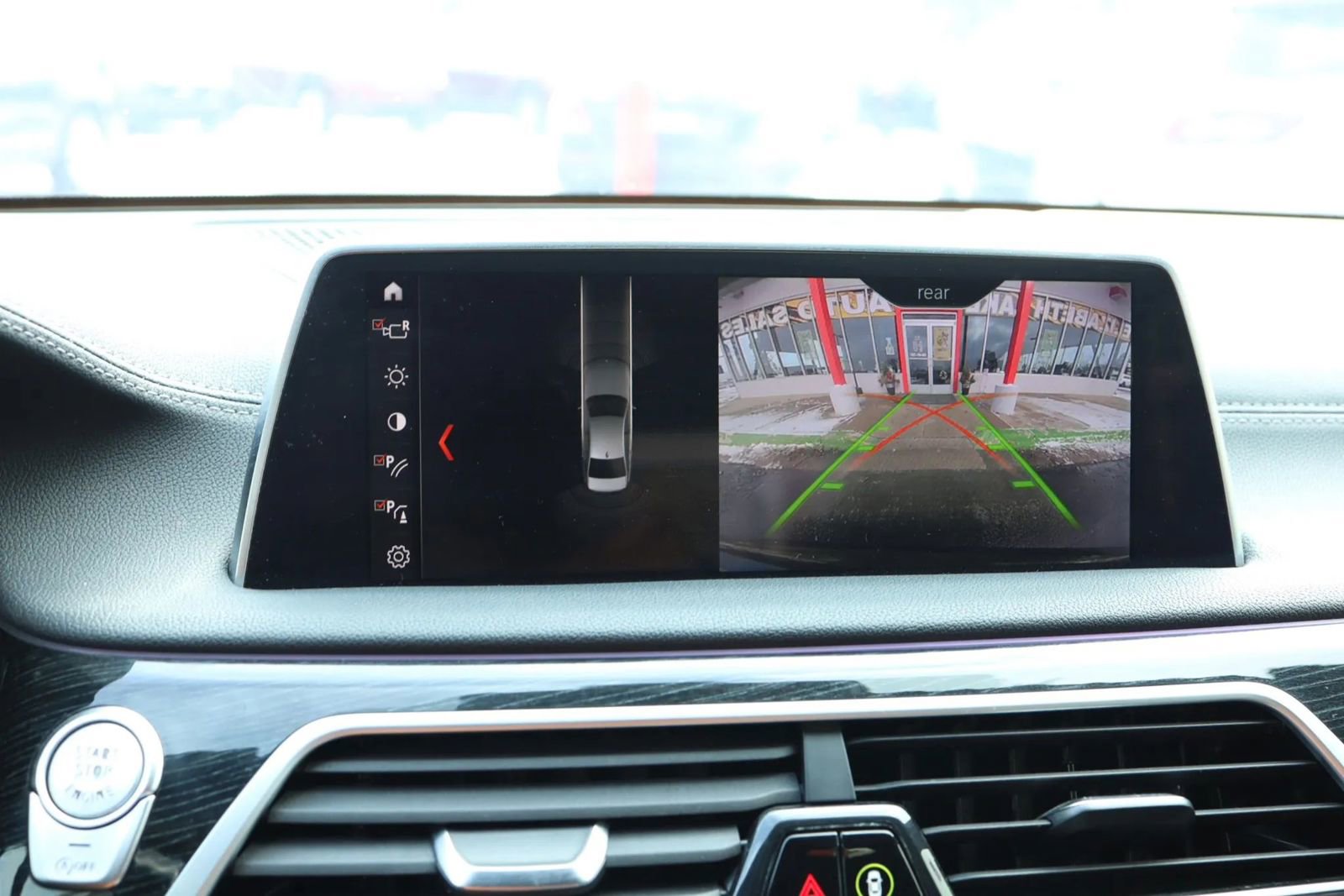 Used 2019 BMW 740i 740i Sedan 4D w/ M Sport Package image 28