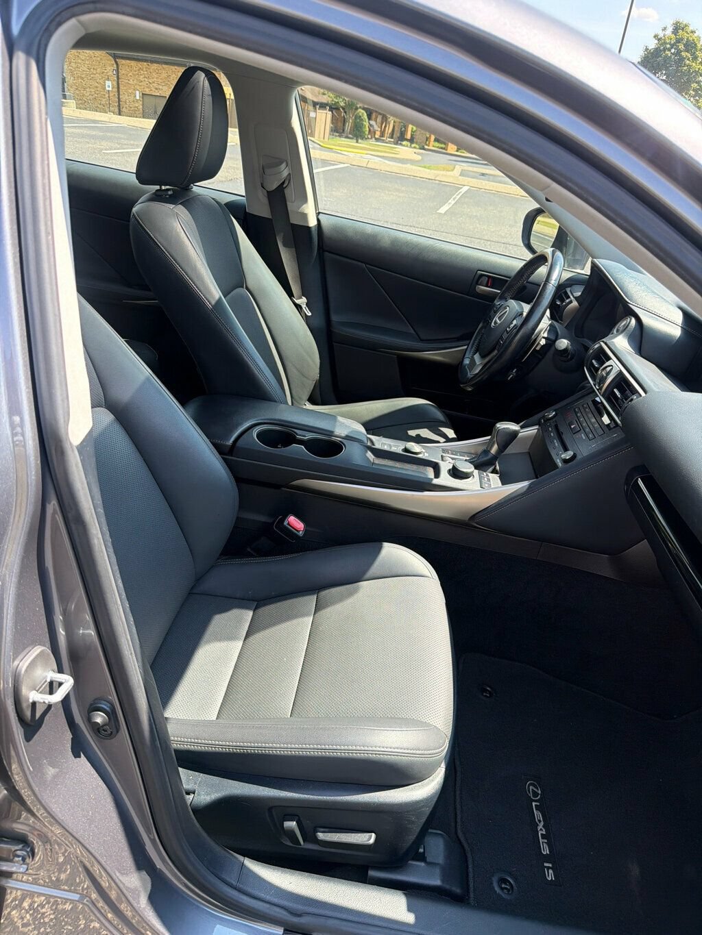 Used 2020 Lexus IS 300 w/ Accessory Package RWD image 13