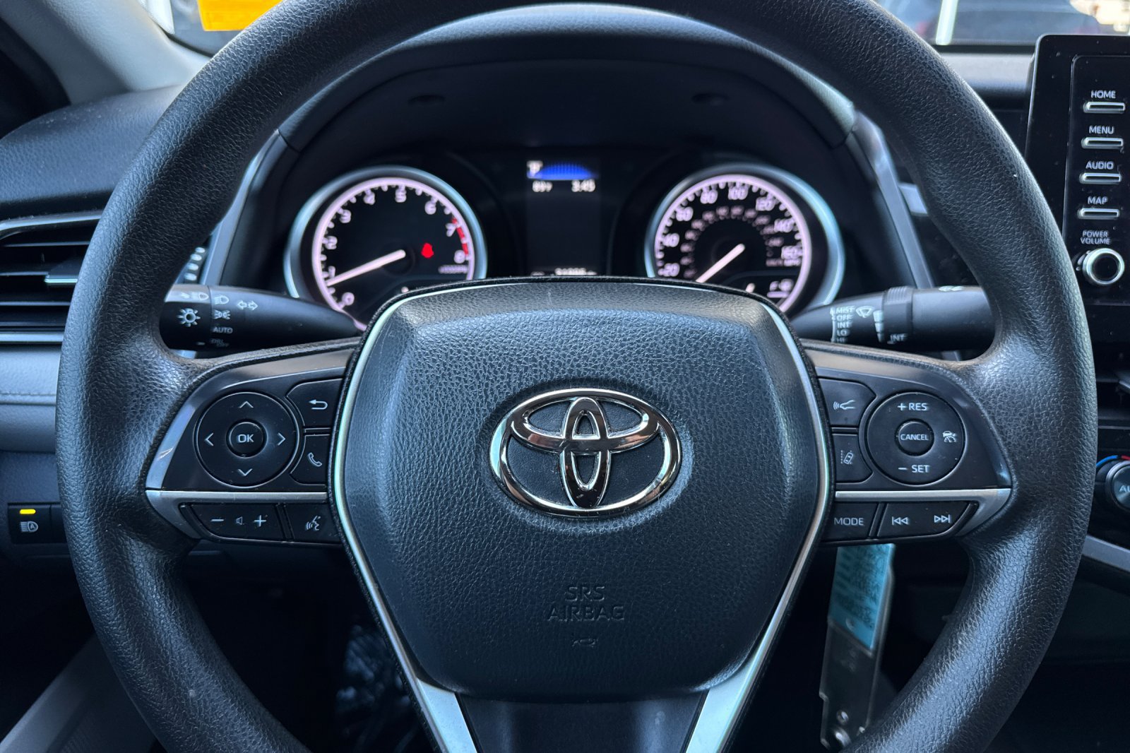 Used 2024 Toyota Camry LE FWD image 22