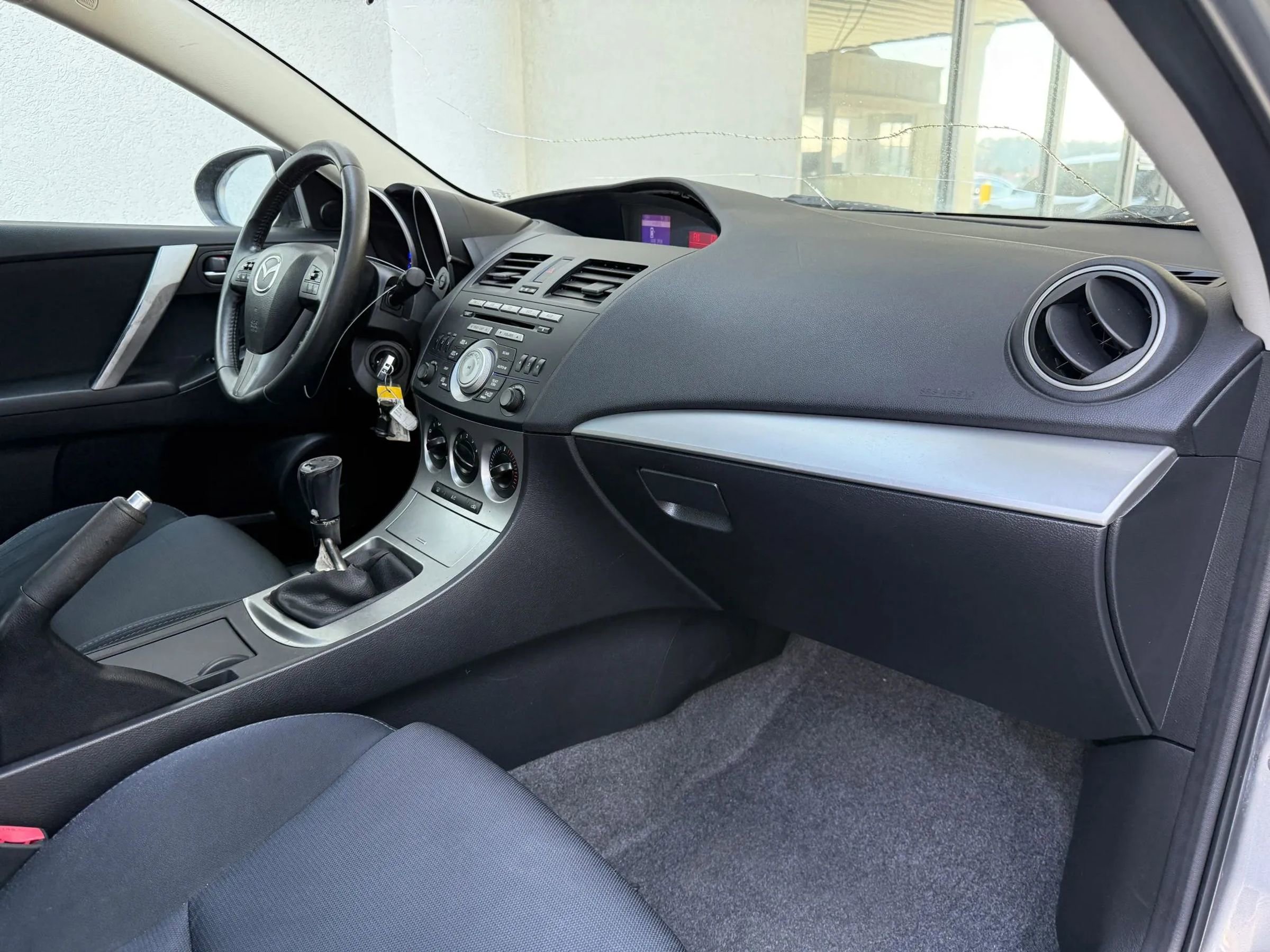 Used 2010 MAZDA MAZDA3 s Sport image 19