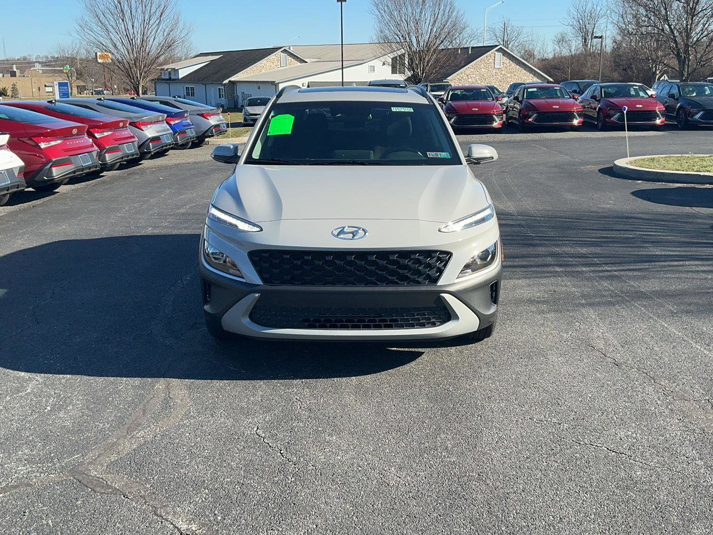 Certified 2023 Hyundai Kona SEL w/ Convenience Package image 2