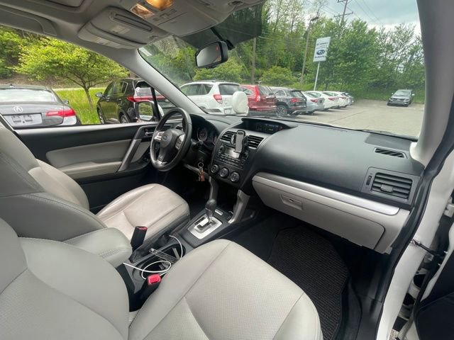 Used 2015 Subaru Forester 2.5i Limited AWD/4WD image 22