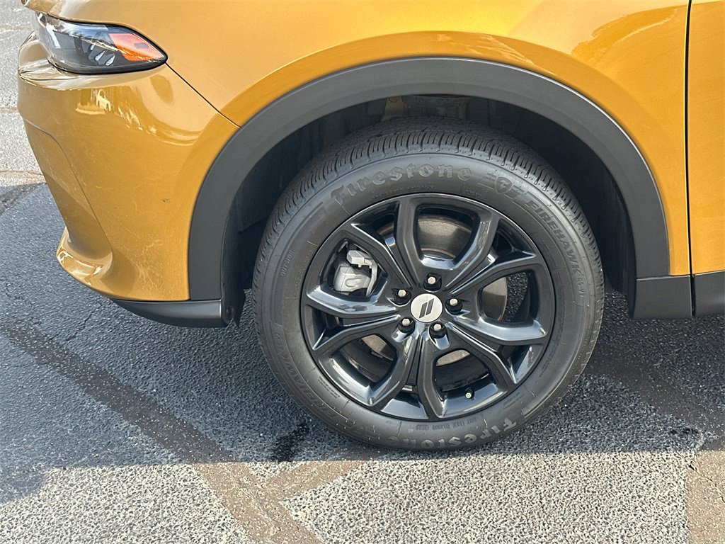 Used 2023 Dodge Hornet GT Plus w/ GT Blacktop Package image 11