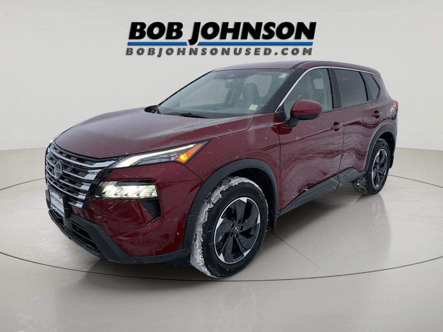 Used 2025 Nissan Rogue SV image 3