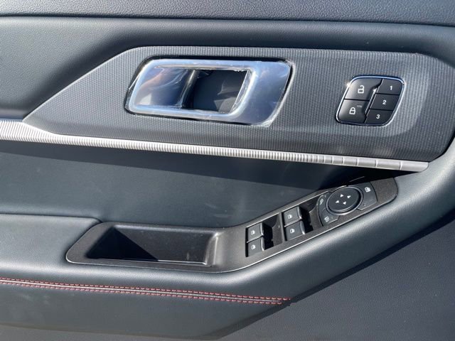 New 2026 Ford Explorer ST-Line w/ ST-Line Street Pack RWD image 19