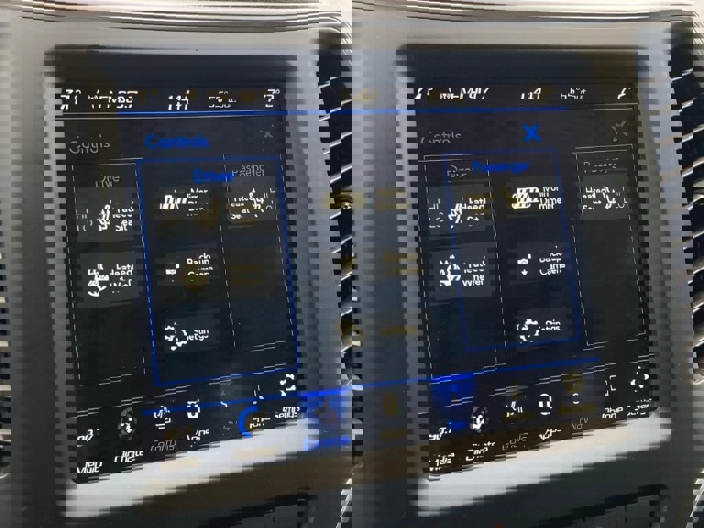 Used 2023 Jeep Cherokee Altitude Lux image 25