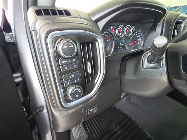 Used 2021 Chevrolet Silverado 1500 LT w/ Z71 Off-Road Package AWD/4WD image 17