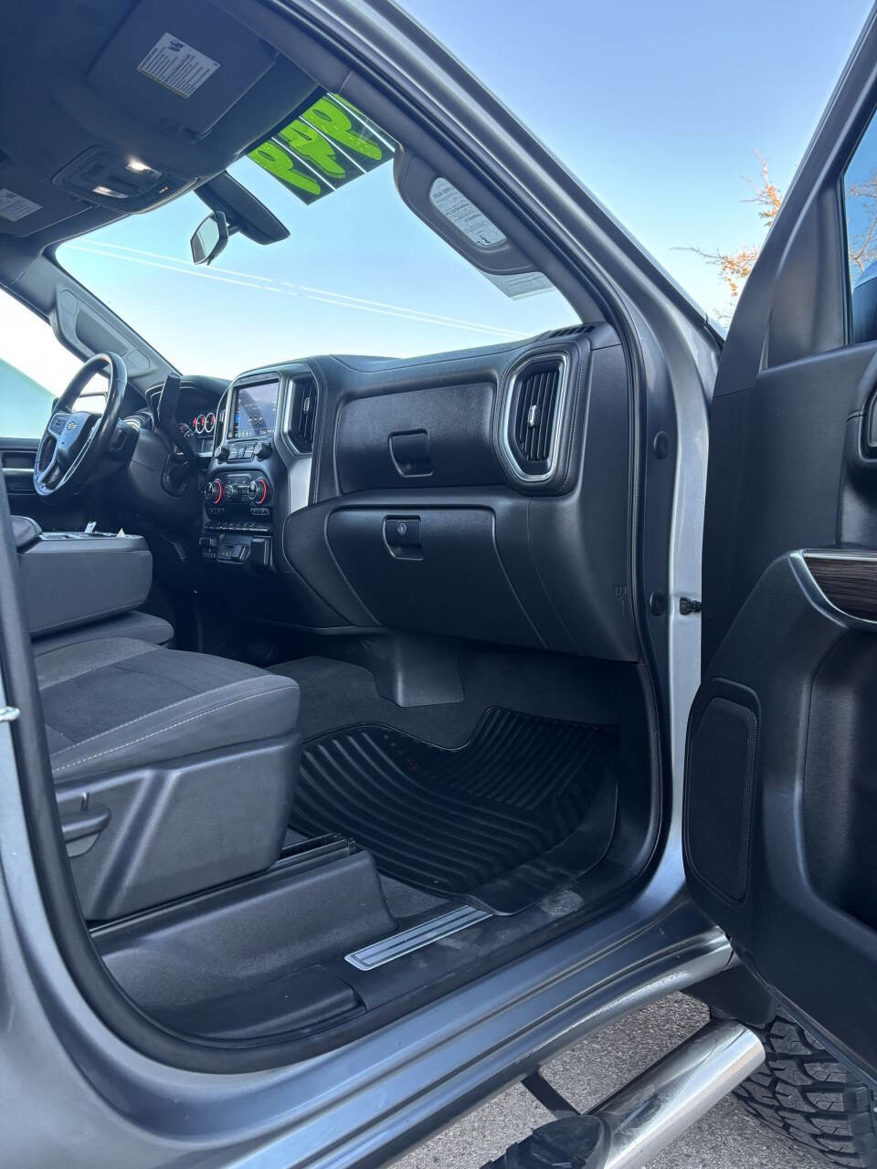 Used 2020 Chevrolet Silverado 1500 LT w/ All-Star Edition image 19