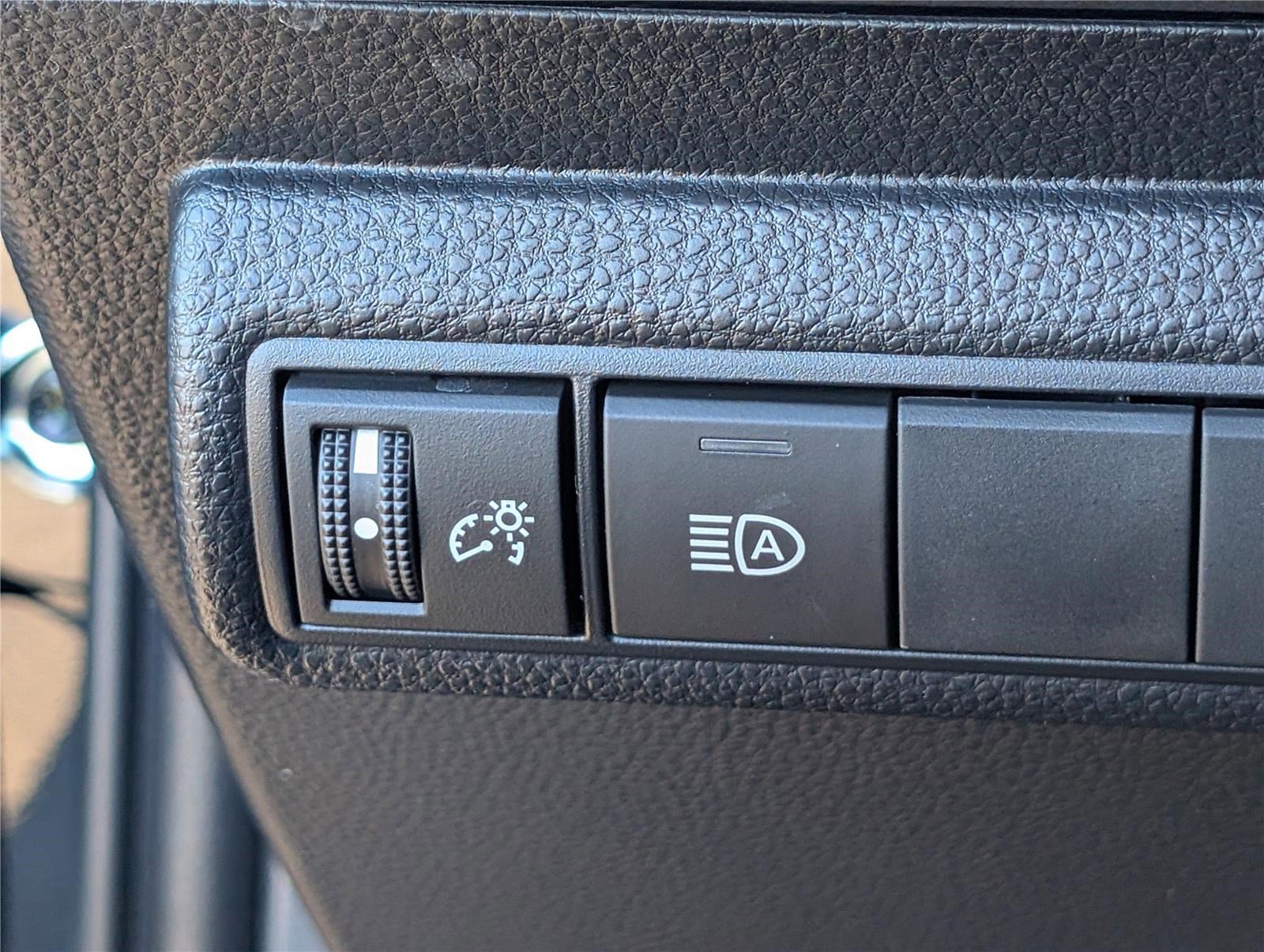 Used 2026 Toyota Corolla LE image 18