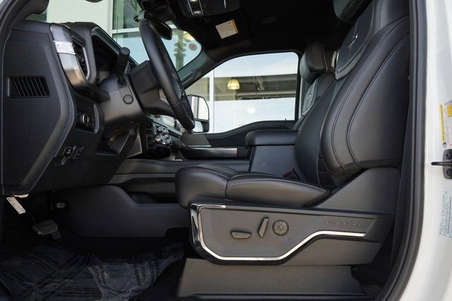 Used 2025 Ford F450 Platinum w/ Camper Package image 32