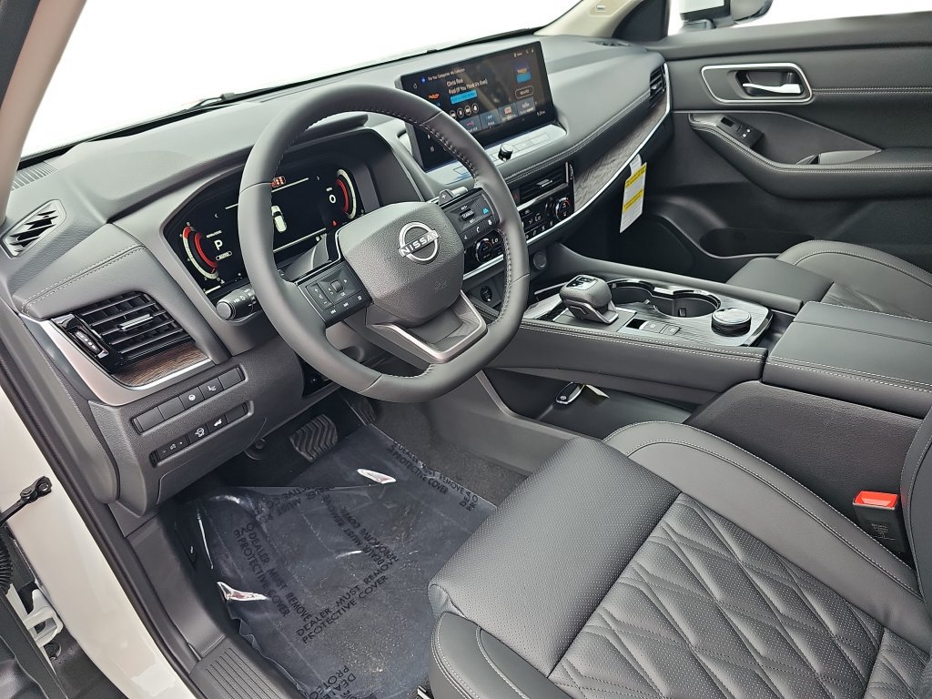 New 2026 Nissan Rogue Platinum w/ Platinum Premium Package AWD/4WD image 16