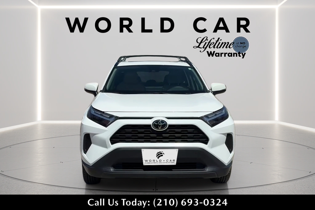 Used 2025 Toyota RAV4 XLE w/ Convenience Package FWD image 2