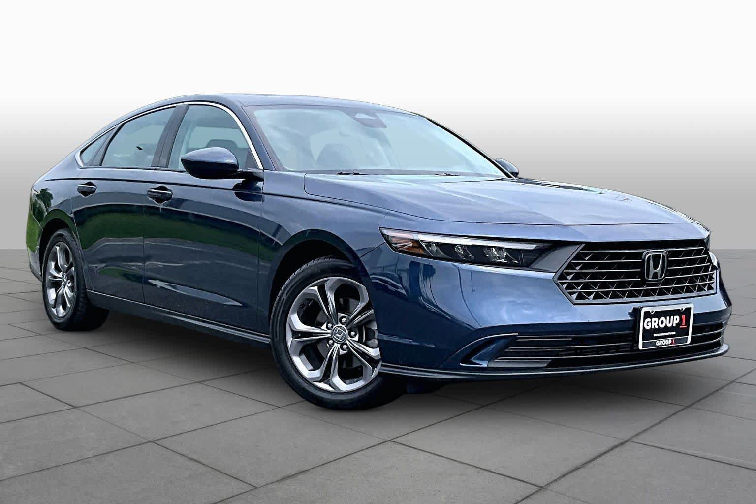 Used 2024 Honda Accord EX image 3