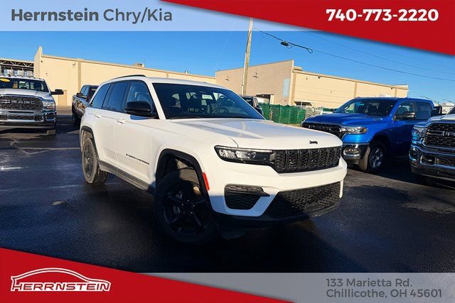 Used 2022 Jeep Grand Cherokee Altitude