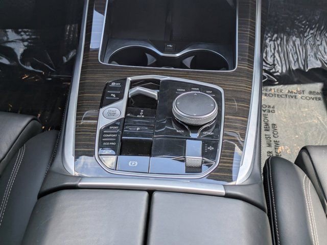 Used 2023 BMW X7 xDrive40i image 15