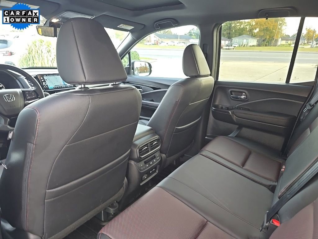 Used 2025 Honda Ridgeline Black Edition image 31