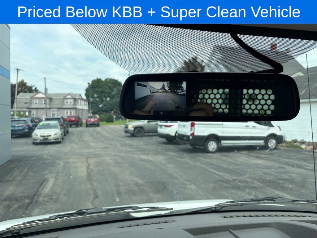 Used 2025 GMC Savana 2500 w/ Driver Convenience Package RWD image 9