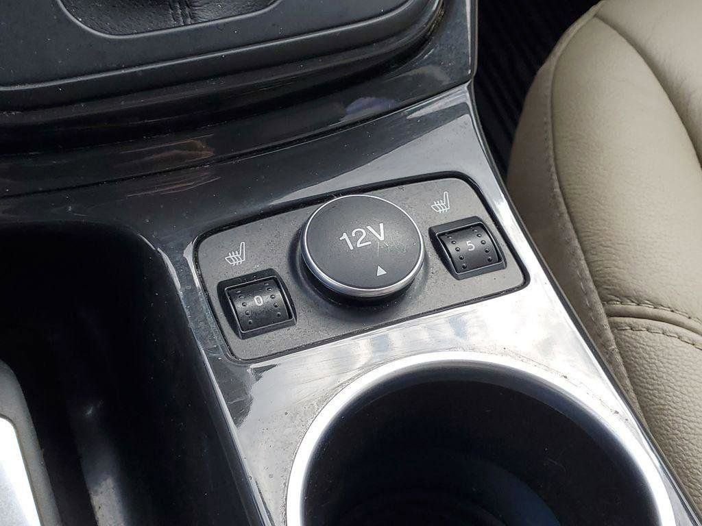 Used 2016 Ford Escape Titanium image 16