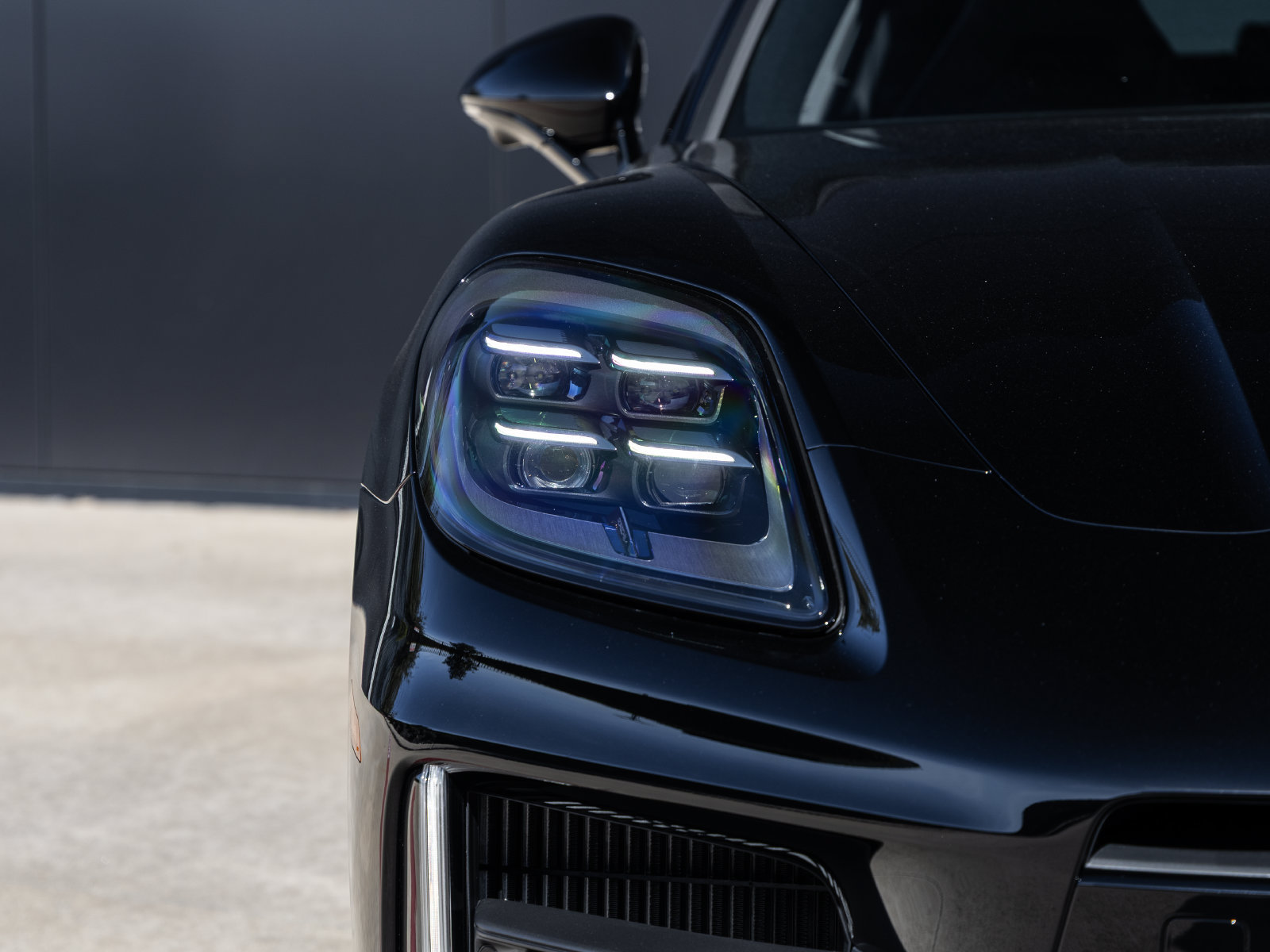 Certified 2026 Porsche Panamera 4 AWD/4WD image 18