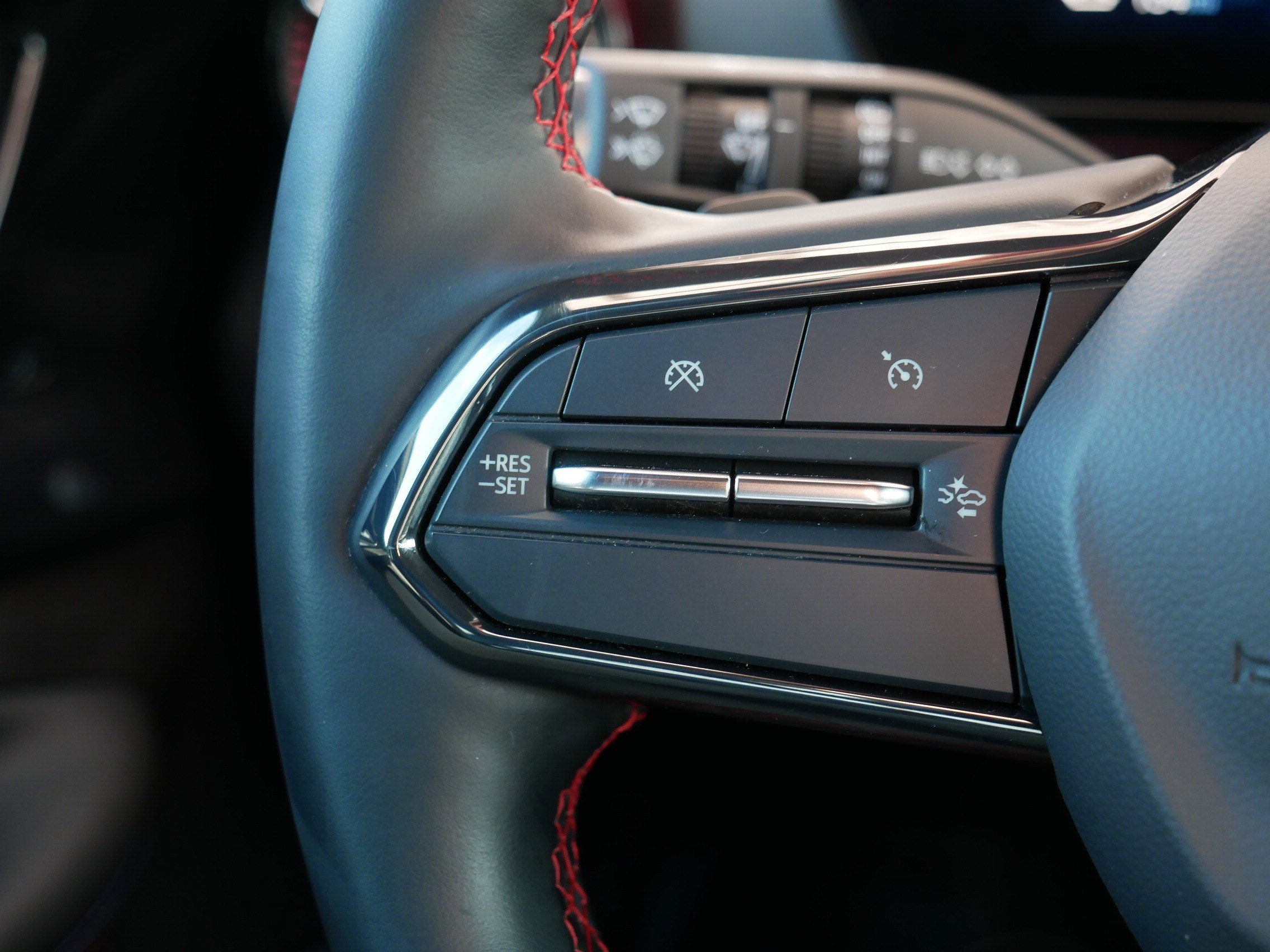 Used 2024 Chevrolet Blazer EV RS image 28