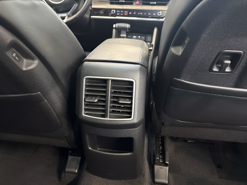 Certified 2023 Kia Sportage X-Line w/ X-Line Premium Package AWD/4WD image 18