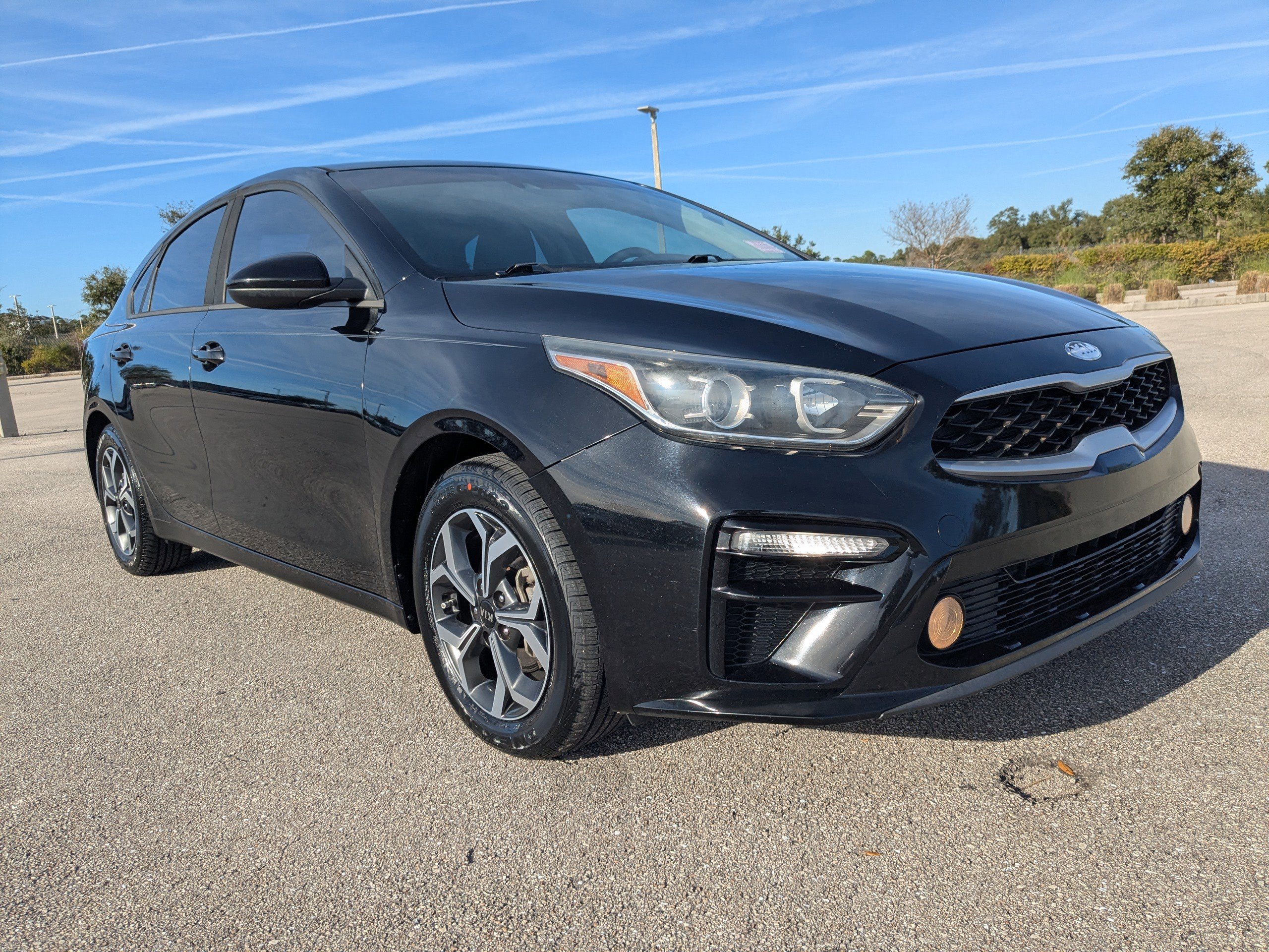 Used 2019 Kia Forte LXS image 2