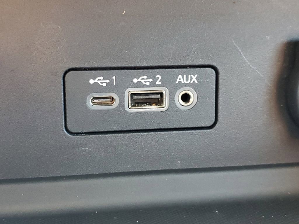 Certified 2021 Nissan Sentra SR FWD image 28