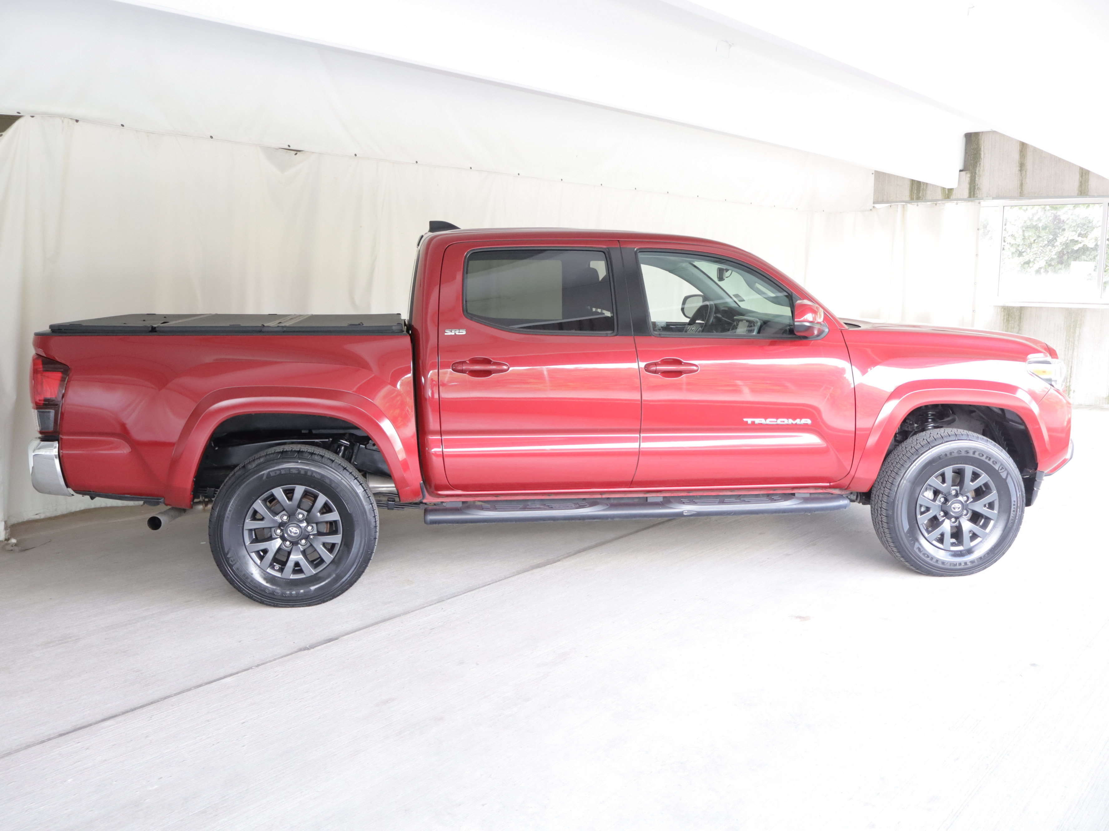 Used 2023 Toyota Tacoma SR5 AWD/4WD image 4