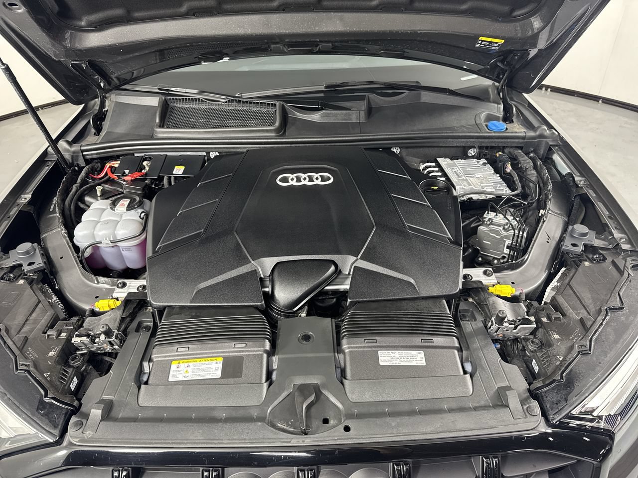 Used 2026 Audi Q7 3.0T Premium Plus w/ Premium Plus Package AWD/4WD image 27