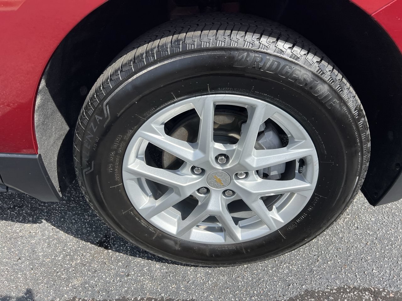 Used 2024 Chevrolet Equinox LT AWD/4WD image 13