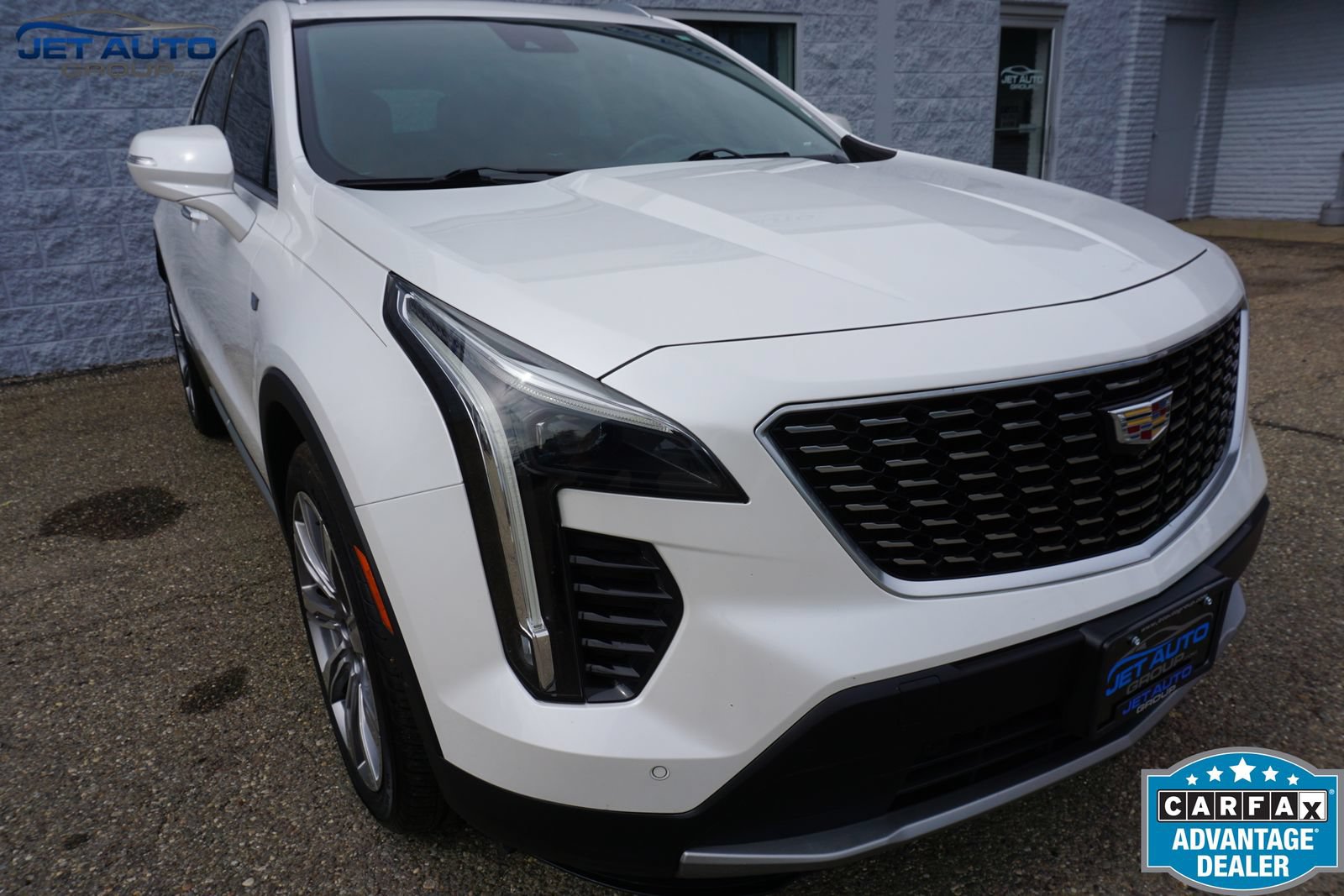 Used 2019 Cadillac XT4 Premium Luxury w/ Technology Package FWD image 7