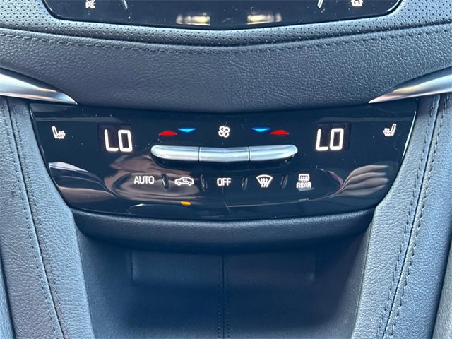 New 2025 Cadillac XT5 Luxury image 21