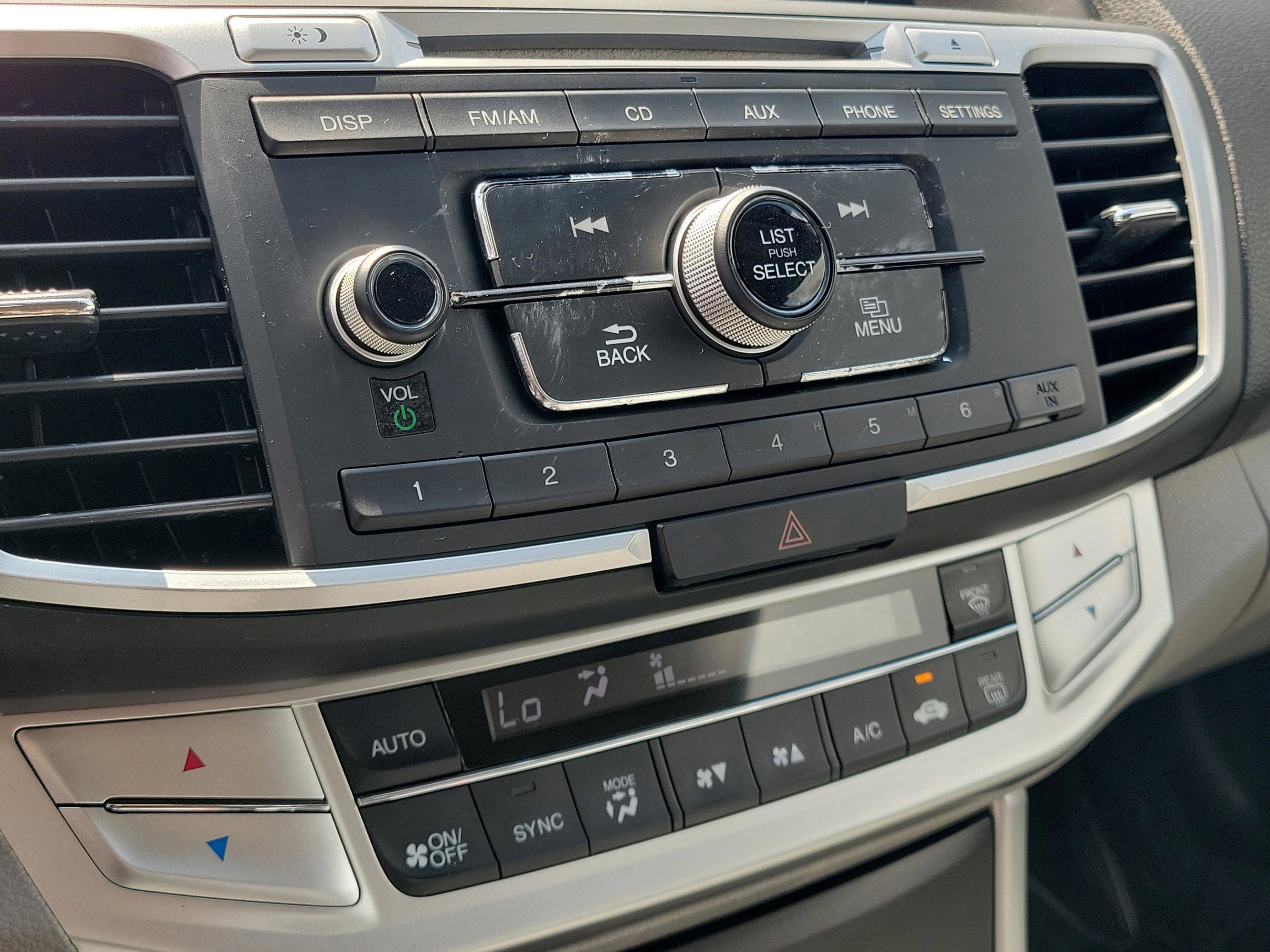 Used 2014 Honda Accord LX image 28