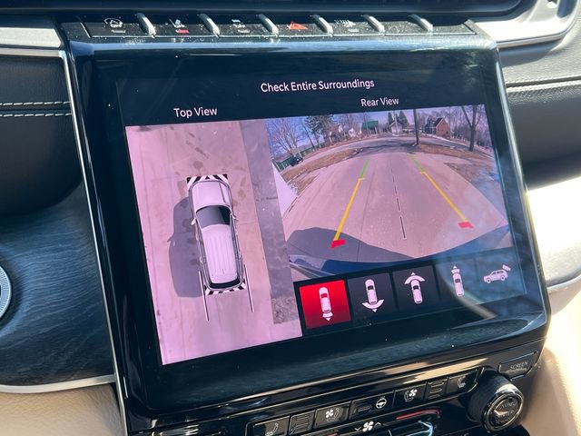 Used 2025 Jeep Grand Cherokee Limited w/ Luxury Tech Group II image 26