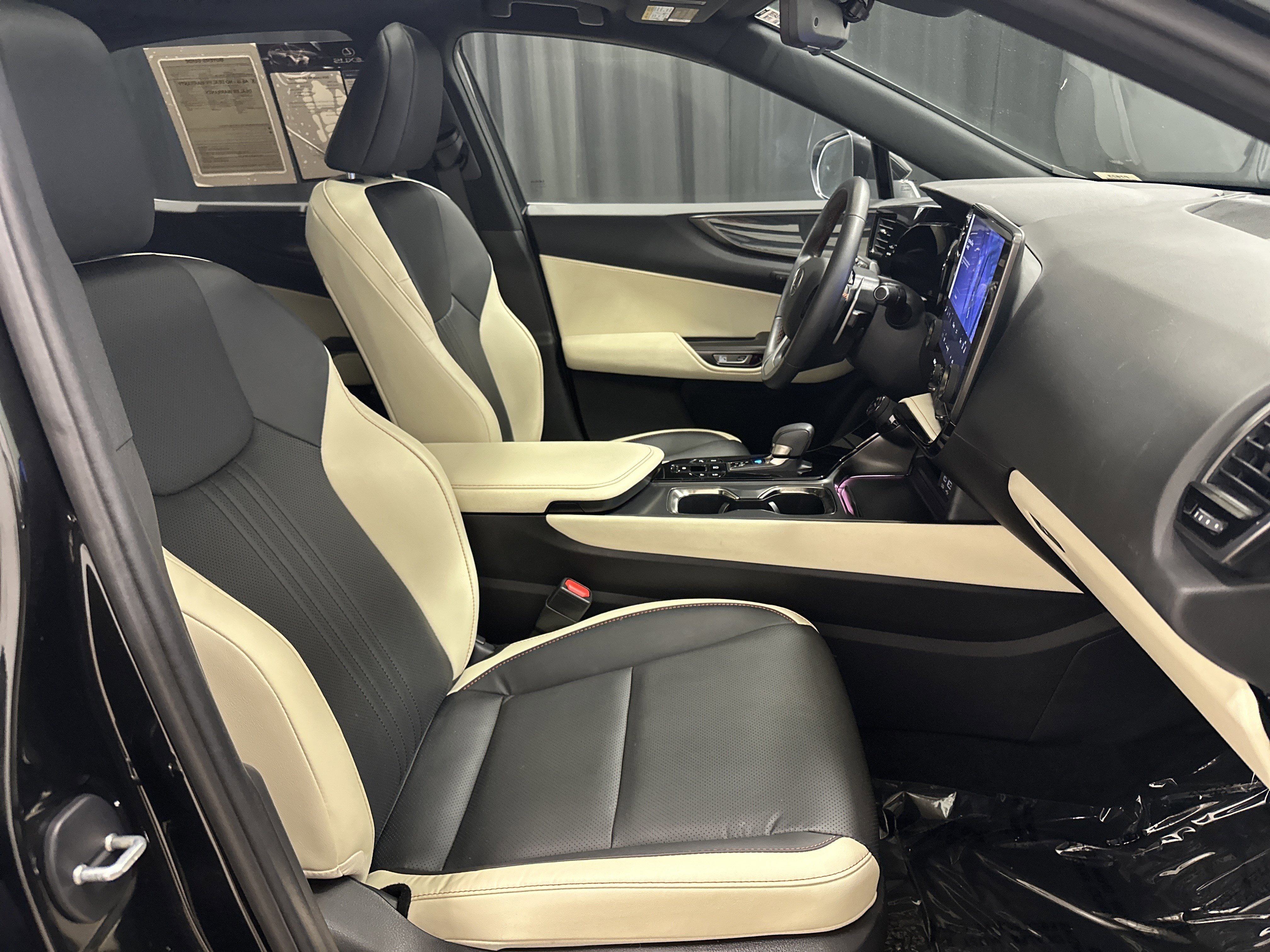 Used 2024 Lexus NX 350 AWD w/ Cold Area Package image 33