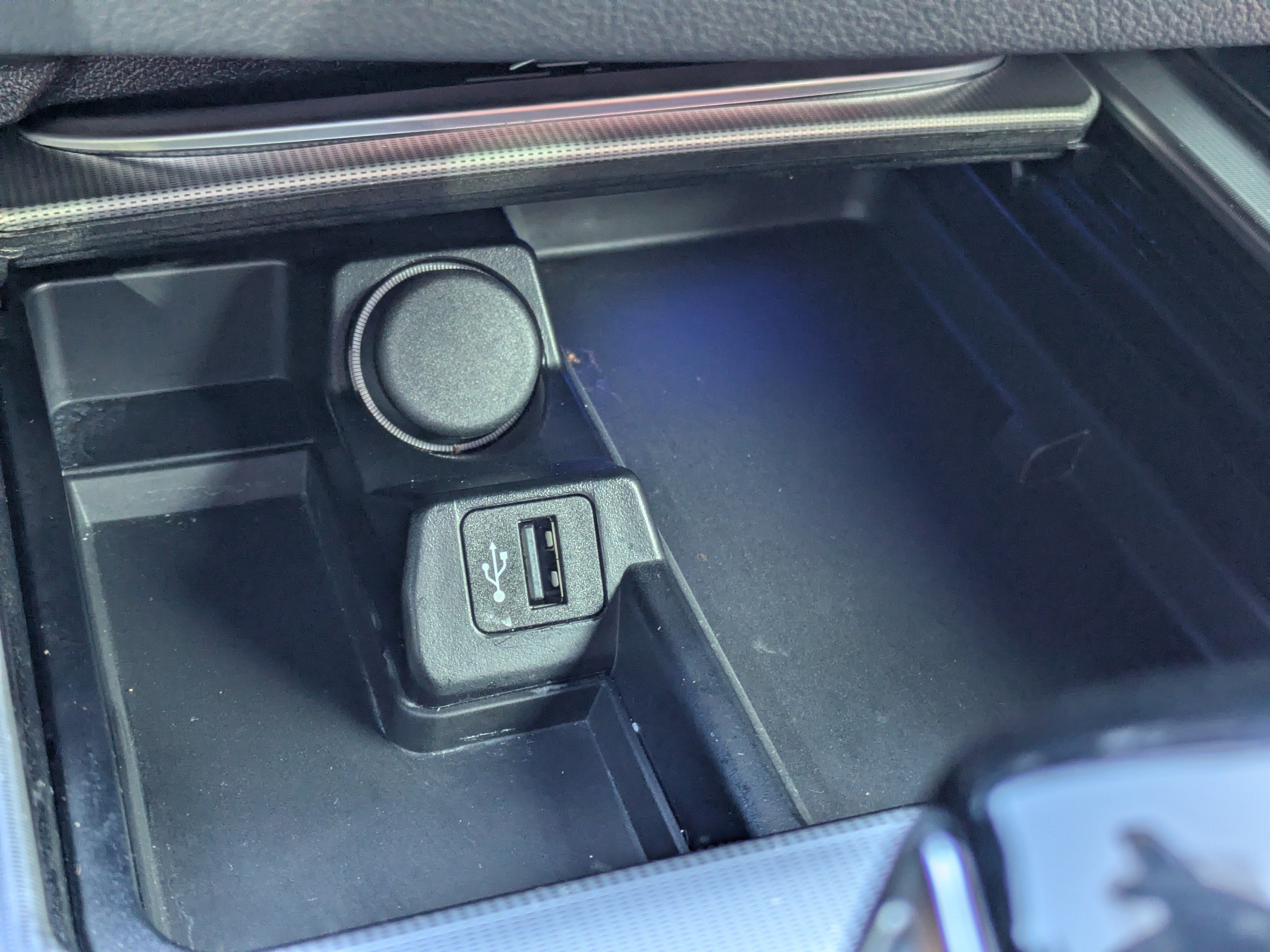Used 2022 BMW Z4 M40i w/ Premium Package image 27