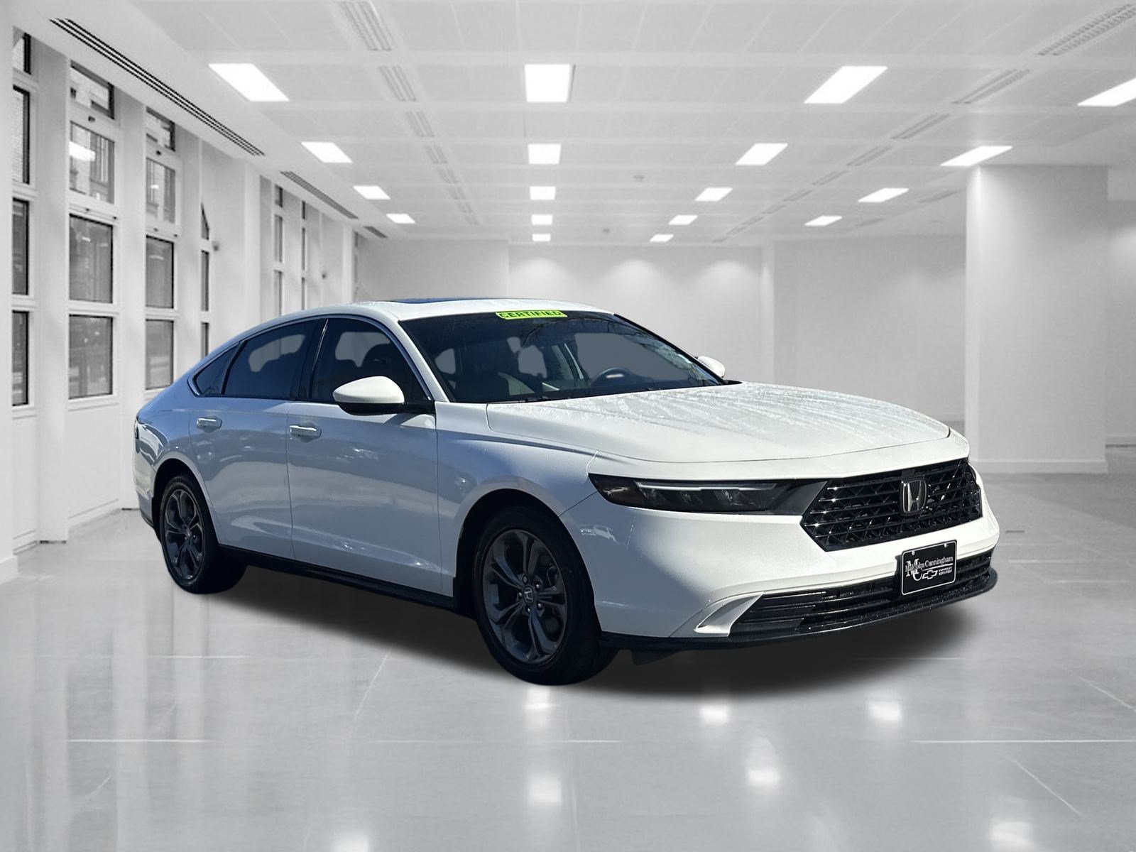 Used 2024 Honda Accord EX image 3