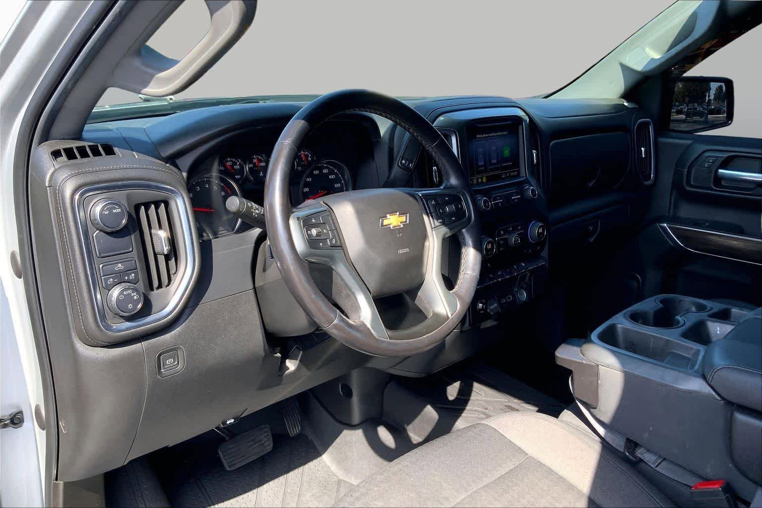 Used 2021 Chevrolet Silverado 1500 LT RWD image 16