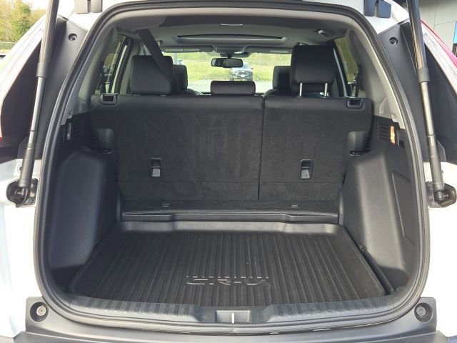 Used 2019 Honda CR-V Touring image 18