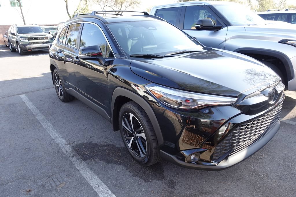 Used 2025 Toyota Corolla Cross AWD Hybrid w/ Convenience Package image 1