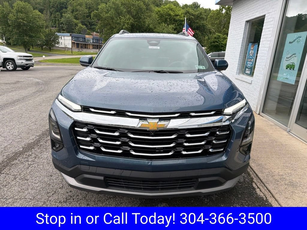 New 2026 Chevrolet Equinox LT w/ Convenience Package II FWD image 2