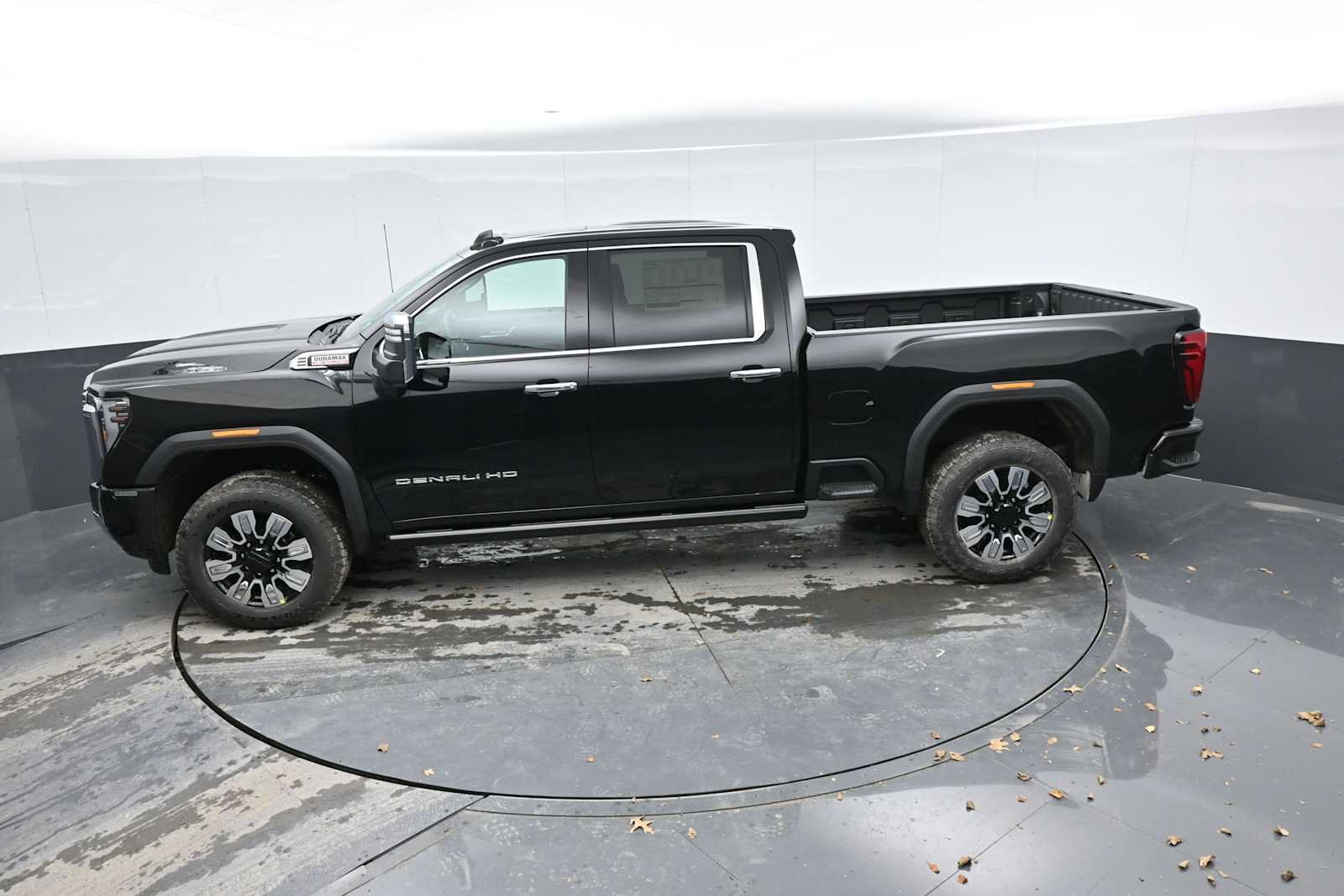 Used 2026 GMC Sierra 2500 Denali w/ Denali Reserve Package AWD/4WD image 29