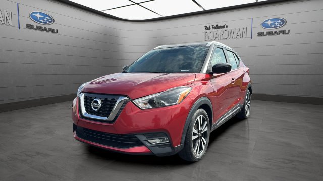 Used 2018 Nissan Kicks SR w/ Premium Package FWD image 11