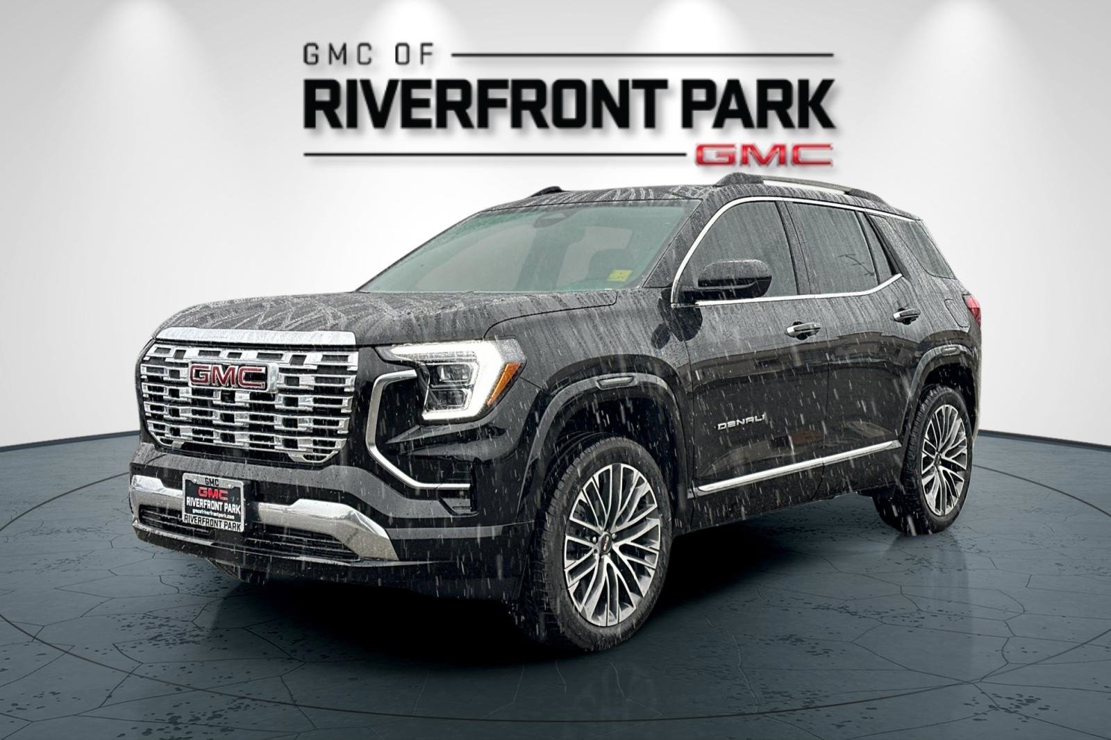 New 2026 GMC Terrain Denali w/ LPO, Floor Liner Package image 7