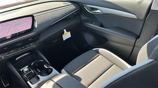 New 2025 Buick Envision Sport Touring image 18