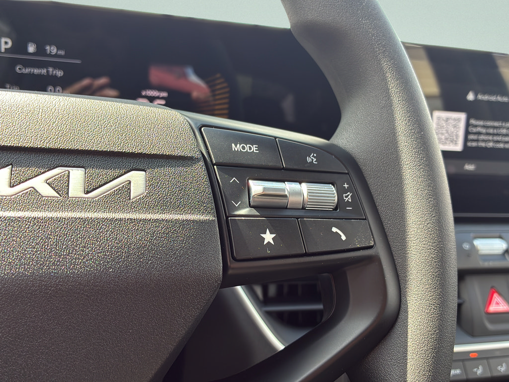 New 2026 Kia K4 FWD image 33