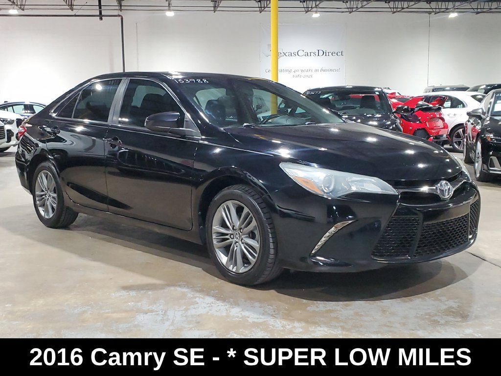 Used 2016 Toyota Camry SE FWD image 3