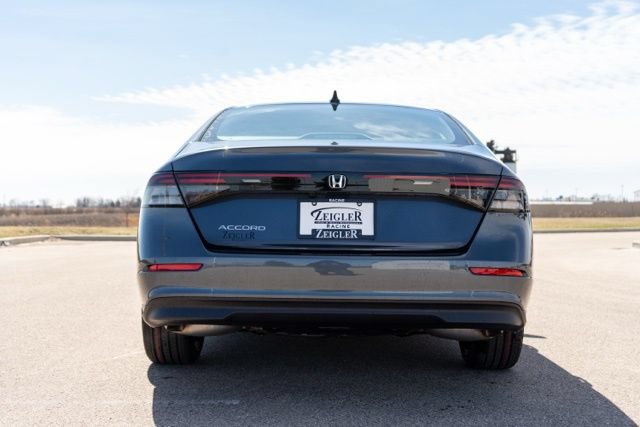 Used 2026 Honda Accord SE image 6