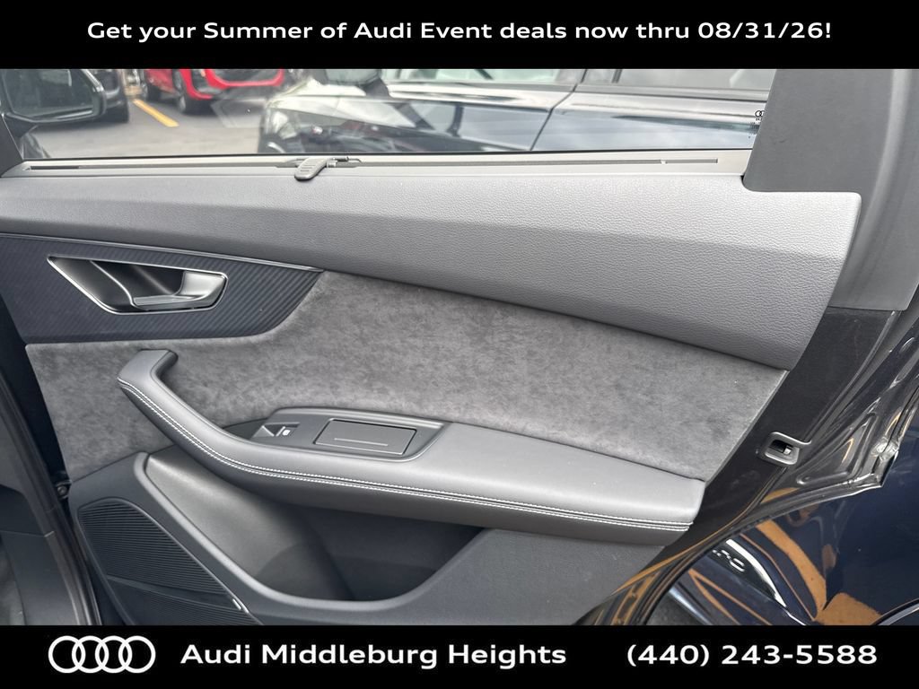 New 2026 Audi SQ7 Premium Plus AWD/4WD image 32